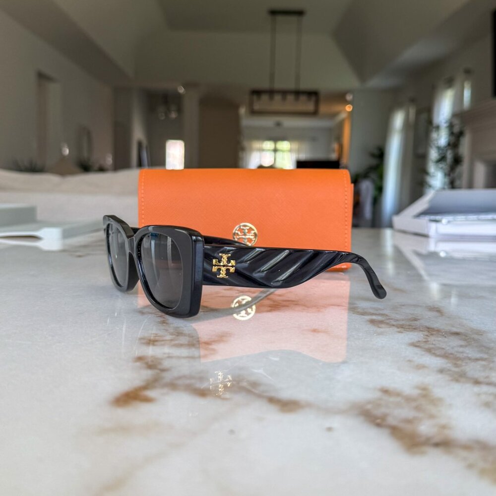 NEW Tory Burch Kira Quilted Geometric Sunglasses Black Gold — TY7189U - Picture 8 of 14